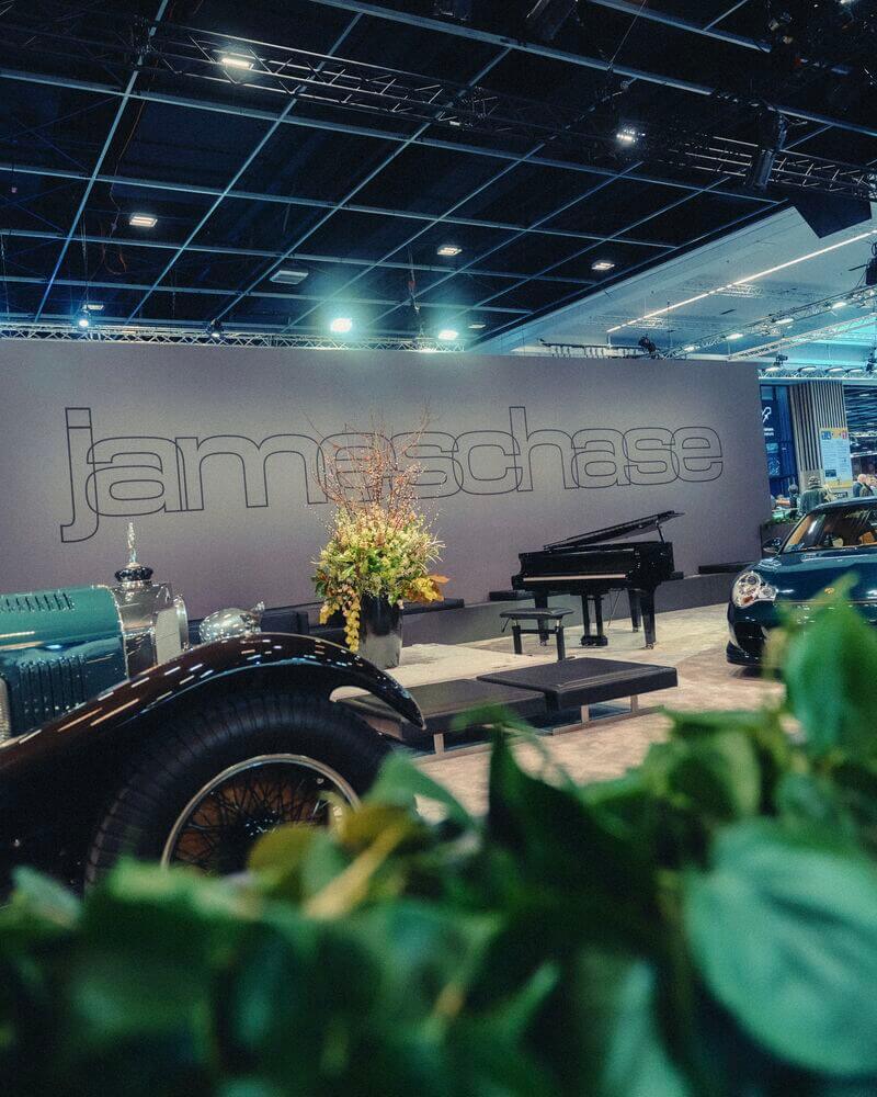 acc-img-1